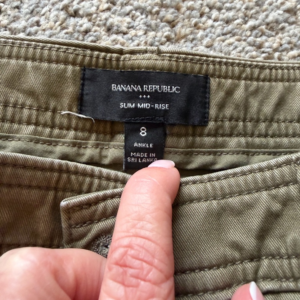 NWOT Banana Republic Slim Mid Rise Pull-On Chino - Picture 5 of 11